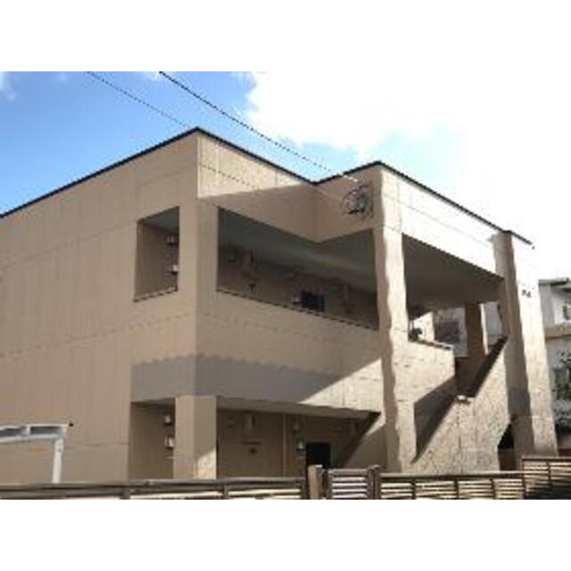 富山駅より徒歩8分 築5年10ヶ月 2階建の賃貸物件