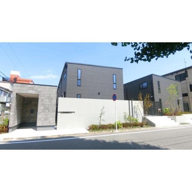 鈴木町駅より徒歩10分 新築 2階建の賃貸物件