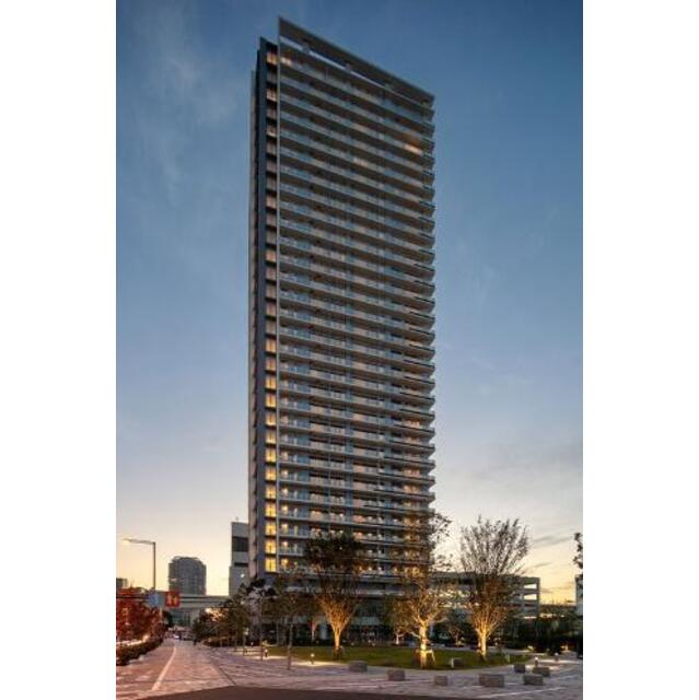 お台場海浜公園駅より徒歩8分 築4年6ヶ月 33階建の賃貸物件