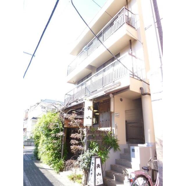 池袋駅より徒歩6分 築31年7ヶ月 3階建の賃貸物件