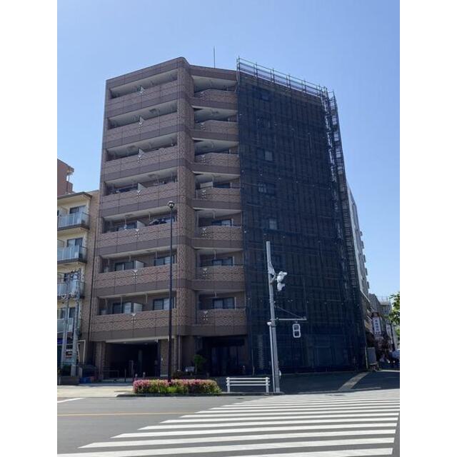 鶴川駅より徒歩5分 築18年8ヶ月 8階建の賃貸物件